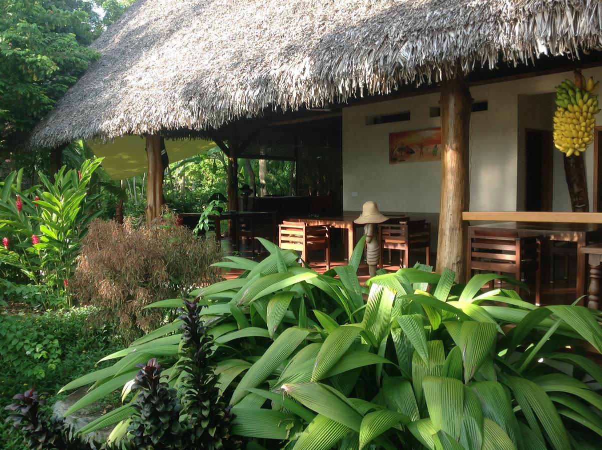 Coco Komba Lodge Nosy Komba Екстер'єр фото